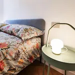 Lägenhet Elegant In Repubblica Brera Milano