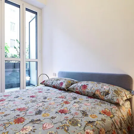 Elegant In Repubblica Brera Διαμέρισμα *