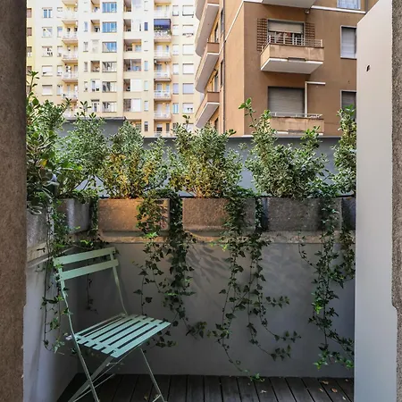 Elegant In Repubblica Brera Διαμέρισμα
